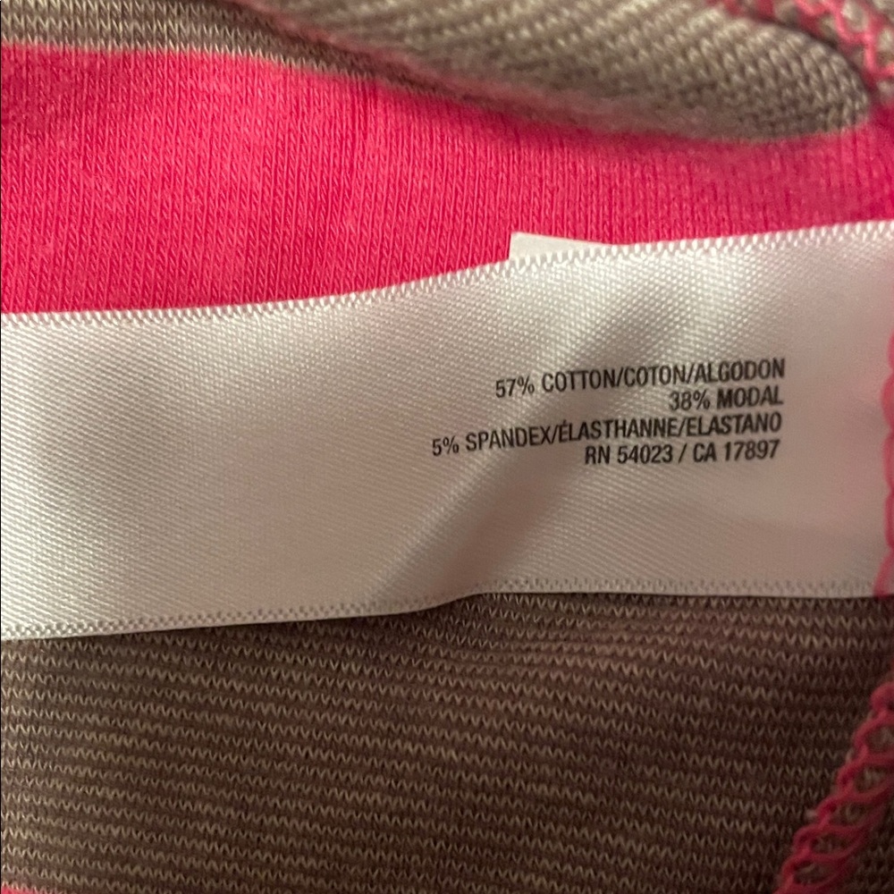 Old Navy Woman’s Vibrant Pink and Gray Striped Top,XL - Picture 4 of 4